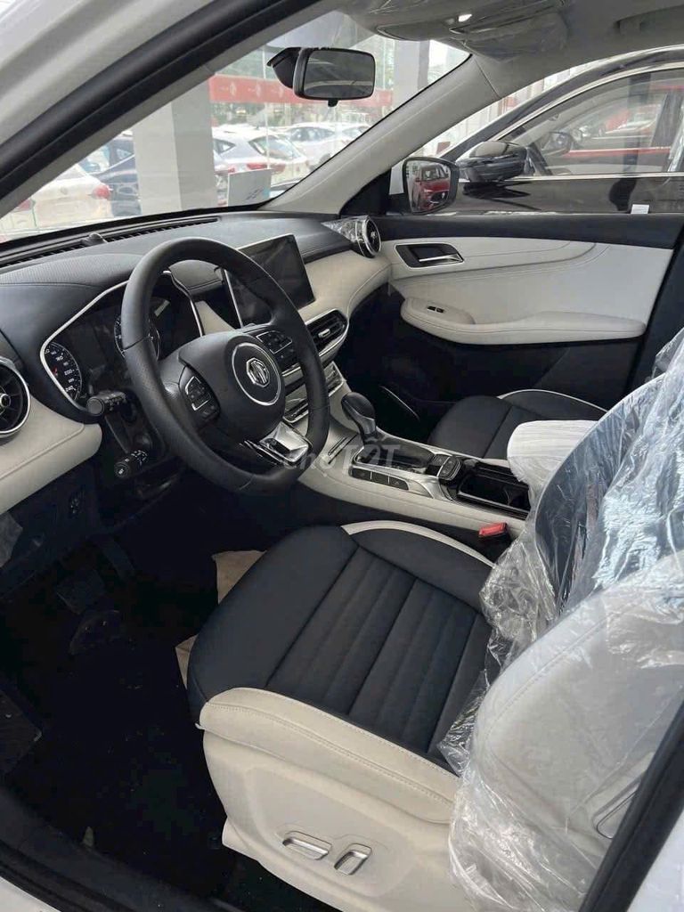 MG HS - SUV 5 chỗ hạng C lăn bánh 6xx. Mua bán Ô tô tại Thành phố Thủ Đức Tp Hồ Chí Minh được đăng bởi MG Tây Sài Gòn hình 4