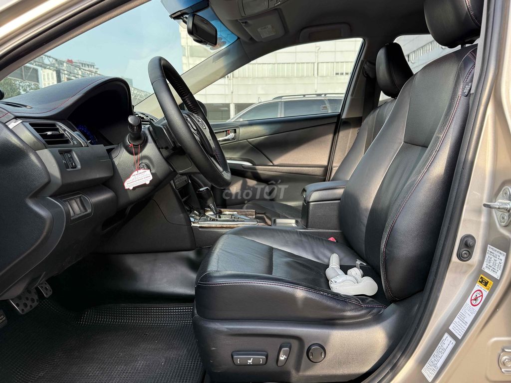 Toyota Camry 2016 2.5Q - Xe Cũ Chính Hãng - Đẹp. Mua bán Ô tô tại Quận Bình Thạnh Tp Hồ Chí Minh được đăng bởi Công Sang hình 10