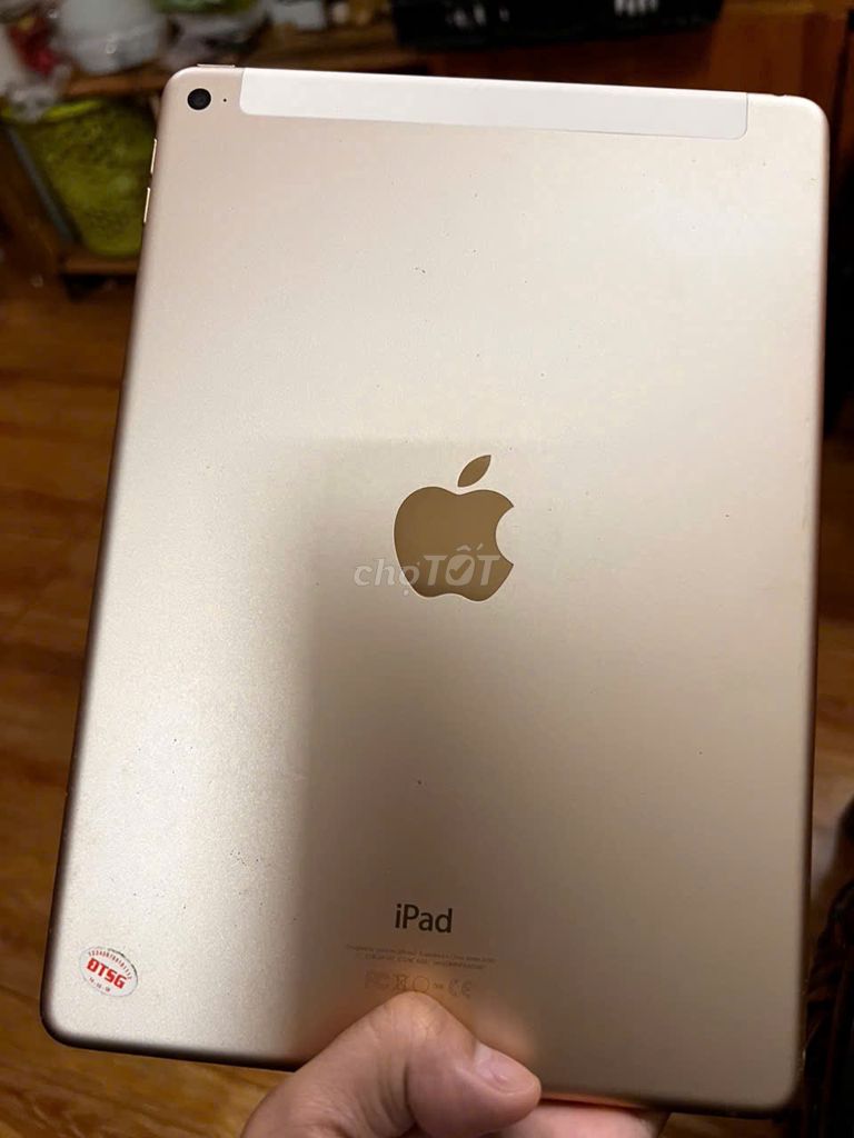 Apple iPad Air 2 16GB Vàng Gold 4G. Mua bán Máy tính bảng tại Quận Tân Bình Tp Hồ Chí Minh được đăng bởi Quân hình 1