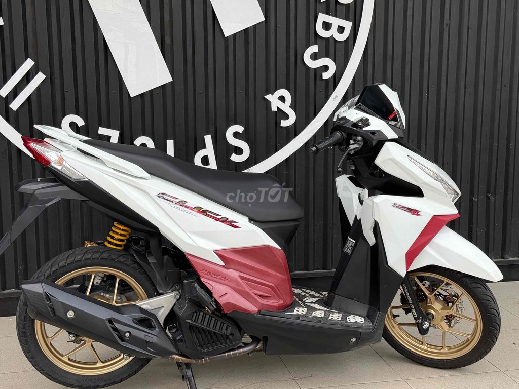 Honda Click 125 Trắng đỏ - Smartkey nhập Thái bs43. Mua bán Xe máy tại Quận Hải Châu Đà Nẵng được đăng bởi Lê vy  hình 4