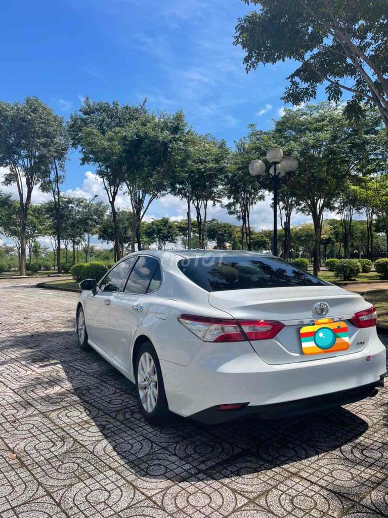 Toyota Camry 2021 - 90000 km. Mua bán Ô tô tại Huyện Phú Riềng Bình Phước được đăng bởi Ngọc Tài hình 2