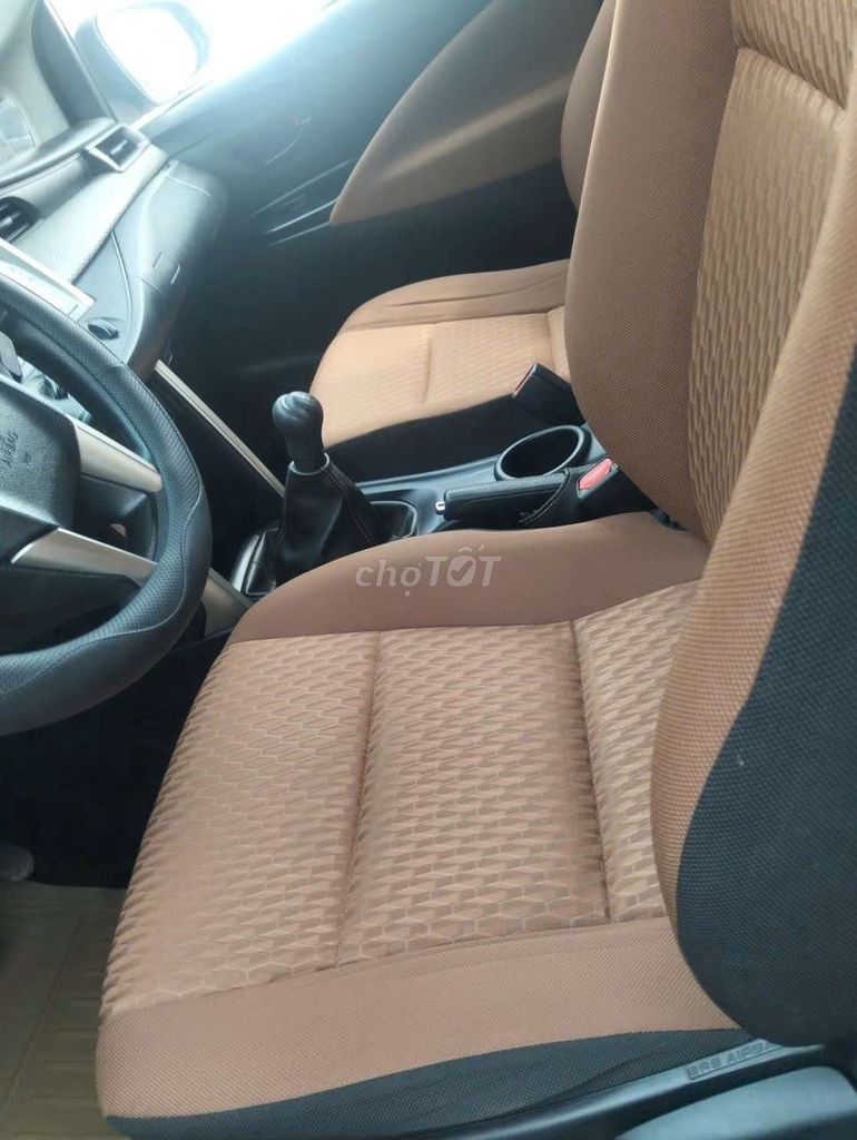 XE NHÀ INNOVA CUỐI 2019 MT . LOẠI 7 BONG BÓNG 90%. Mua bán Ô tô tại Quận Tân Bình Tp Hồ Chí Minh được đăng bởi Văn Thiện hình 8