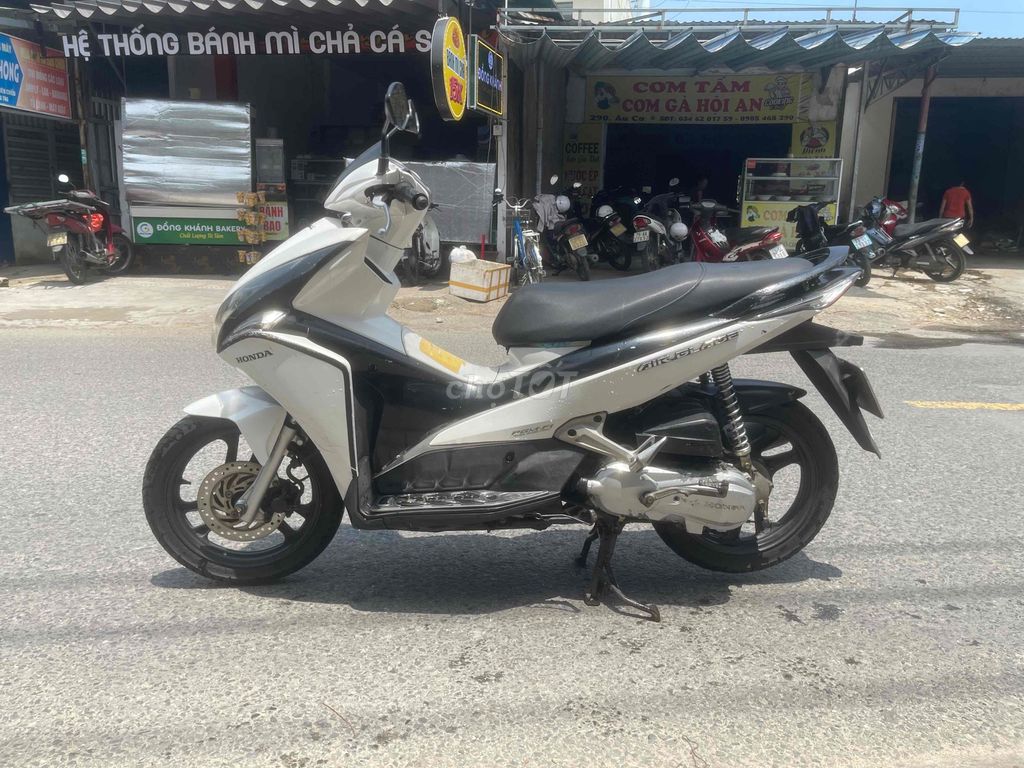 Воздушный клинок Honda 2012 белый