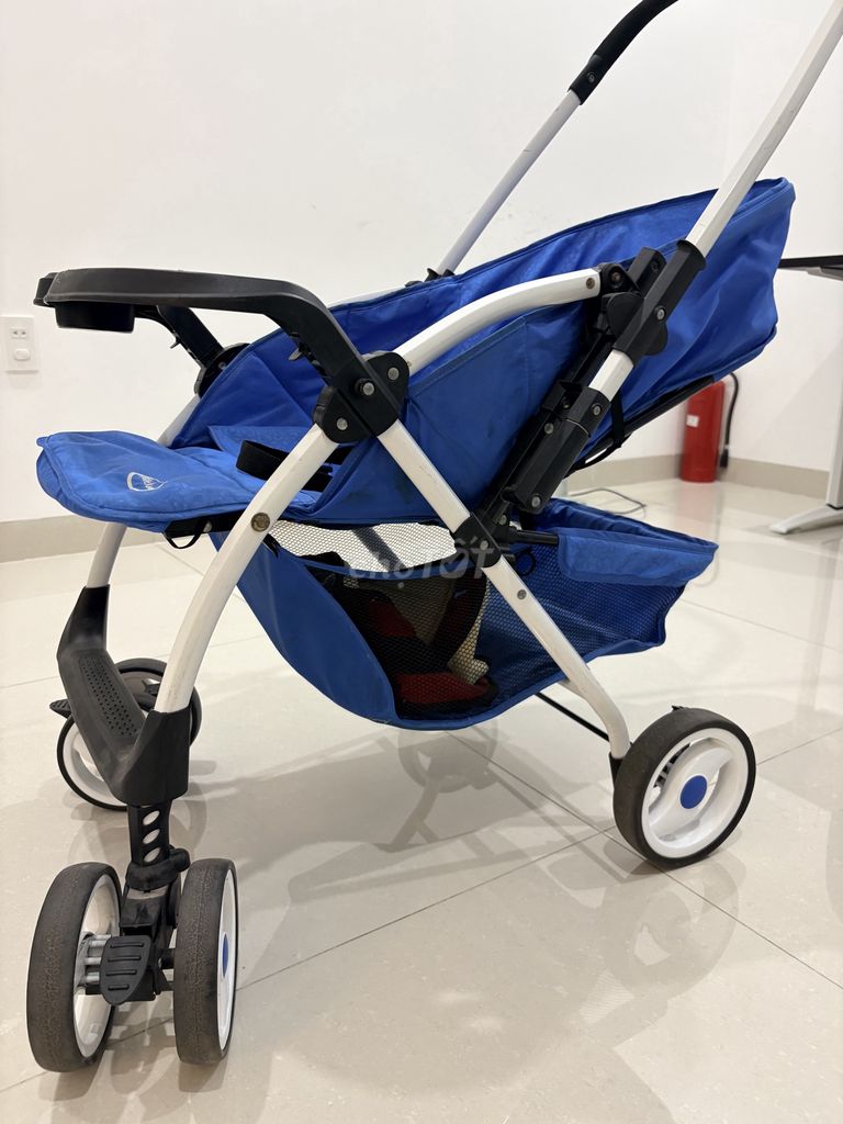 Xe đẩy GluckBaby Xanh dương cũ cho bé 0-3 tuổi. Mua bán Mẹ và bé tại Thành phố Nha Trang Khánh Hòa được đăng bởi TRAN TIEN LOI hình 1