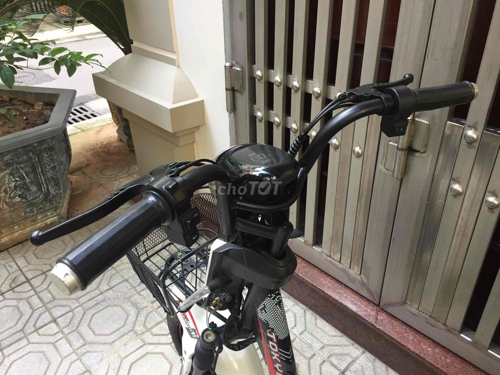 Xe điện 133M TOKIO bình điện khoẻ. Mua bán Xe điện tại Quận Hoàn Kiếm Hà Nội được đăng bởi hiếu hình 2
