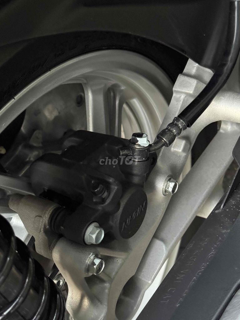 Honda SH 125i Trắng 500km như xe new. Mua bán Xe máy tại Quận Gò Vấp Tp Hồ Chí Minh được đăng bởi CHXM 86 chuyên bán xe trả góp hình 15