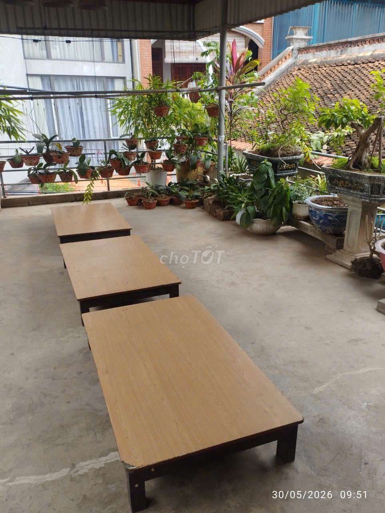 Bàn thấp Gỗ Vàng Tốt. Mua bán Bàn ghế tại Huyện Quốc Oai Hà Nội được đăng bởi Thịnh hình 1