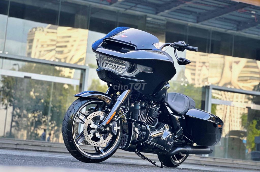HARLEY Road Glide 117Ci - Thế Hệ Mới - Siêu Lướt. Mua bán Xe máy tại Quận Tân Bình Tp Hồ Chí Minh được đăng bởi Nguyễn Đình Quang Duy  hình 3