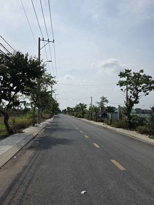 Bán đất mặt tiền thương thịnh như xuân Thới Sơn Hóc Môn.