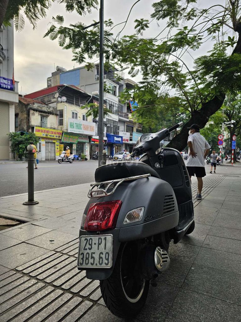 GTS 125 3vie 2014 gin. Mua bán Xe máy tại Quận Ba Đình Hà Nội được đăng bởi Bách hình 9