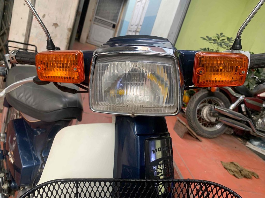 Bán 82/95 xe chạy hơn vạn hàng siêu tầm zin từ a-z. Mua bán Xe máy tại Huyện Thanh Trì Hà Nội được đăng bởi xe máy chính hãng hình 1