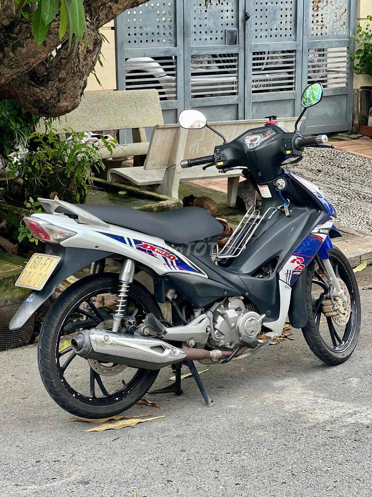 Suzuki Axelo 2014 chính chủ ký được. Mua bán Xe máy tại Quận 7 Tp Hồ Chí Minh được đăng bởi Cửa hàng xe máy trả góp Q7 hình 4