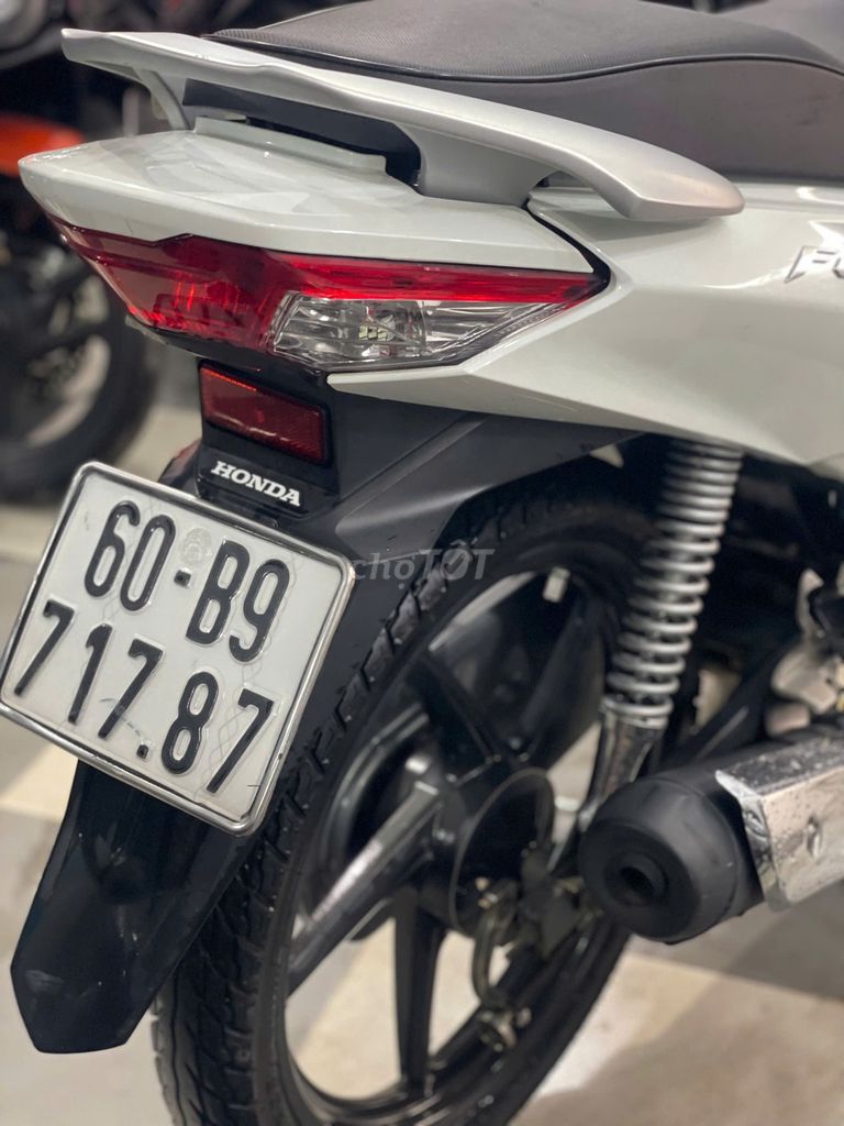 Xe máy Honda Future 2021 màu trắng. Mua bán Xe máy tại Huyện Trảng Bom Đồng Nai được đăng bởi Của Hàng Xe Máy U Phong hình 4
