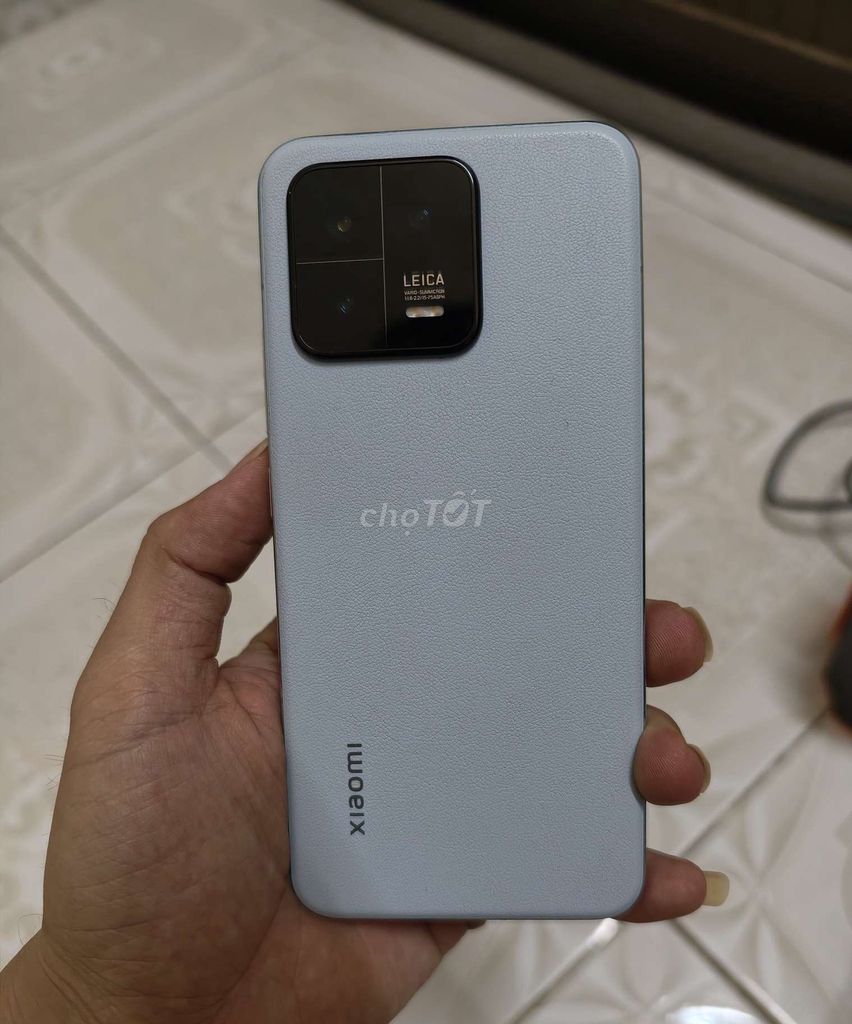 Xiaomi 13 Xám Chụp ảnh đẹp Sạc nhanh. Mua bán Điện thoại tại Quận Bình Thuỷ Cần Thơ được đăng bởi Khanh Tran hình 1