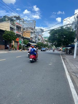 Mặt Tiền Kinh Doanh - Đường Chợ Lớn. DT: 4 x 20m. 4 Tầng. P11. Q6.. Mua bán nhà ở tại Quận 6 Tp Hồ Chí Minh được đăng bởi Mr KA