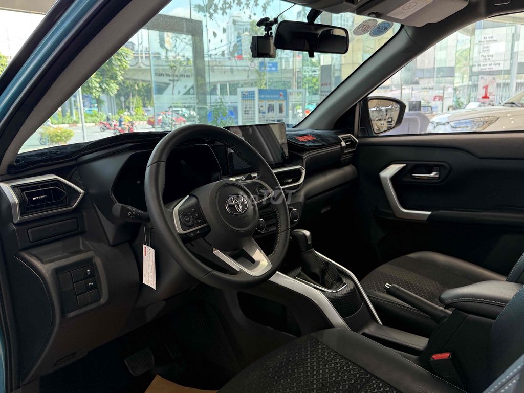 Toyota Raize 2023 - lướt 10.400km - Xe Cũ Tại Hãng. Mua bán Ô tô tại Quận Bình Thạnh Tp Hồ Chí Minh được đăng bởi Công Sang hình 8