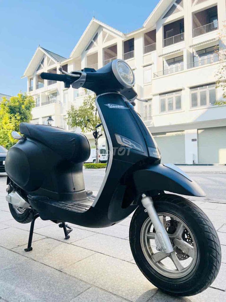Xe máy điện DK Vespa Roma SX Đen. Mua bán Xe điện tại Quận Nam Từ Liêm Hà Nội được đăng bởi Bùi Anh Dũng hình 6