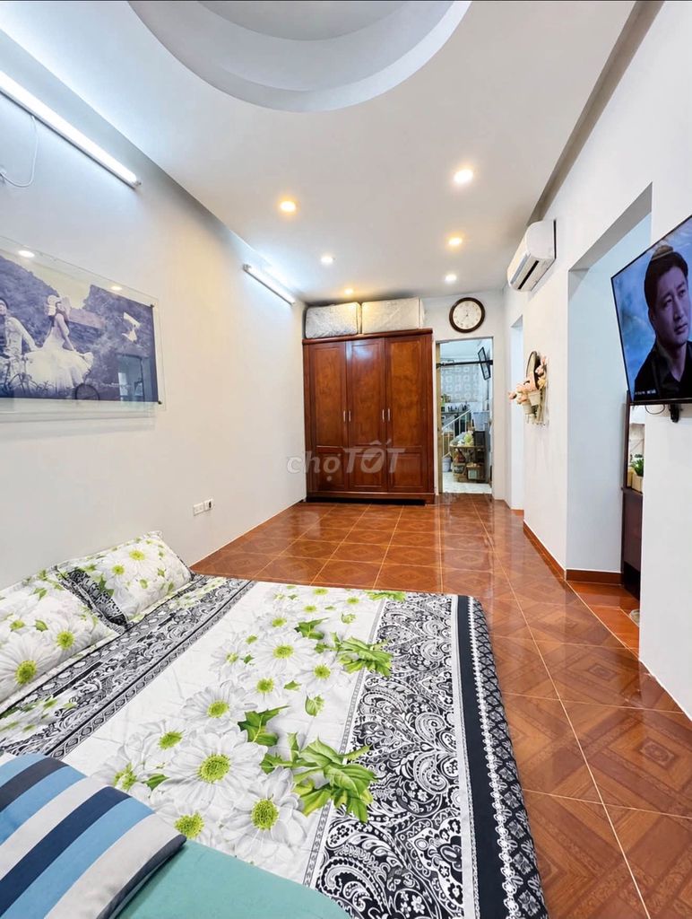 Дом на улице Бать Май, 30 м², 4,6 млрд