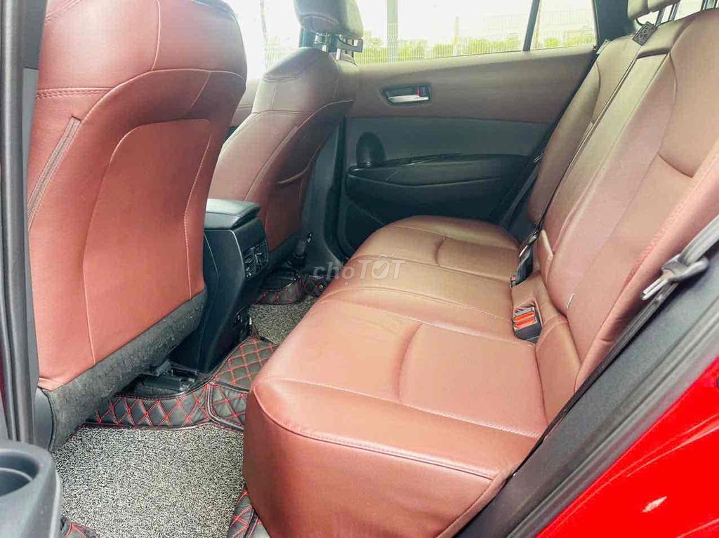Toyota Corolla Cross 2021 1.8V - 69000 km. Mua bán Ô tô tại Quận Thanh Xuân Hà Nội được đăng bởi Dũng hình 12
