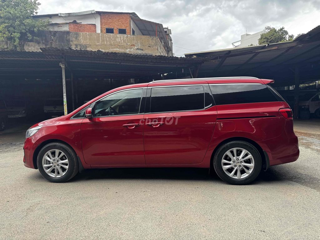Kia Sedona 2020 дизель полная комплектация