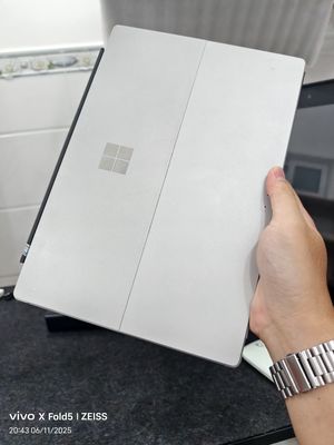 Surface Pro 5 M3 4/128Gb thanh lý nhanh kèm phím. Mua bán null tại Quận 8 Tp Hồ Chí Minh được đăng bởi Mua Bán Máy Tính Bảng
