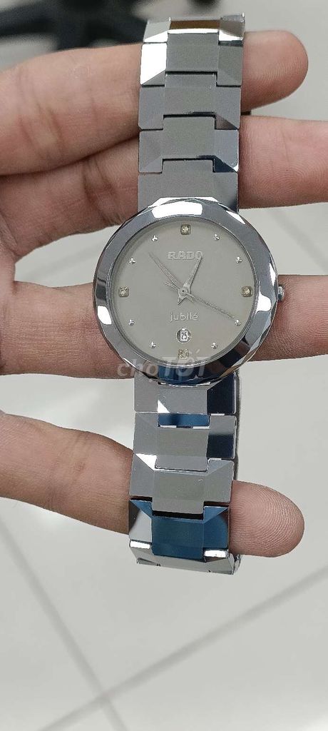 Rado Vỏ Đá còn rất mới