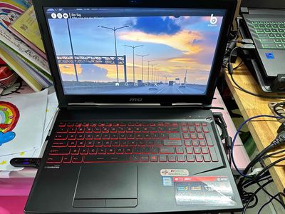 Laptop gaming Msi GL63 8RC chơi game bao mượt.
