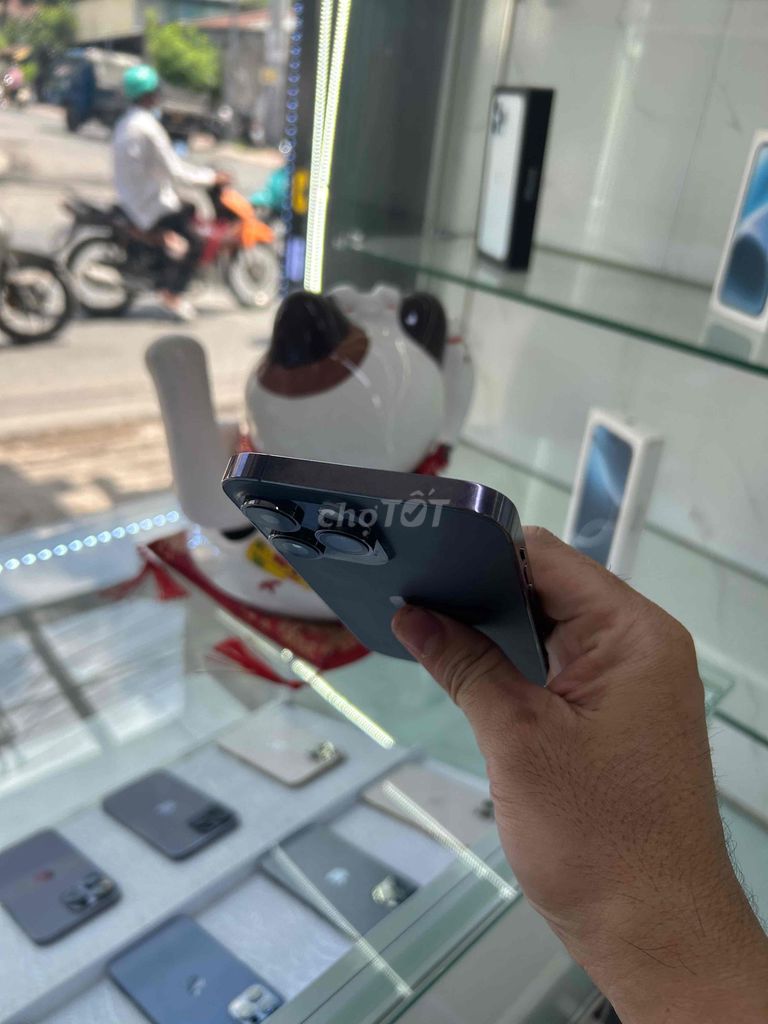 iPhone 14 Pro Max 256GB Tím Mỹ quốc tế. Mua bán Điện thoại tại Quận Bình Tân Tp Hồ Chí Minh được đăng bởi Thuận Phát Store hình 1