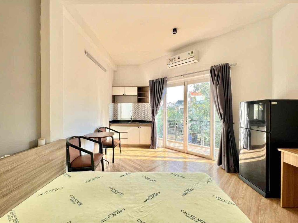 Квартира-студия 5 млн - Балкон - Рядом Cộng Hoà - Trường Chinh