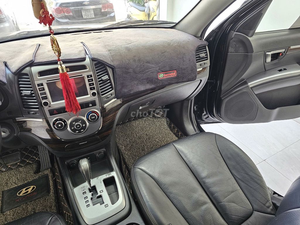 Hyundai Santafe 2.2L 4WD 2011 Full Dầu. Máy NGUYÊN. Mua bán Ô tô tại Huyện Sóc Sơn Hà Nội được đăng bởi Salon Auto Đào Hằng hình 8