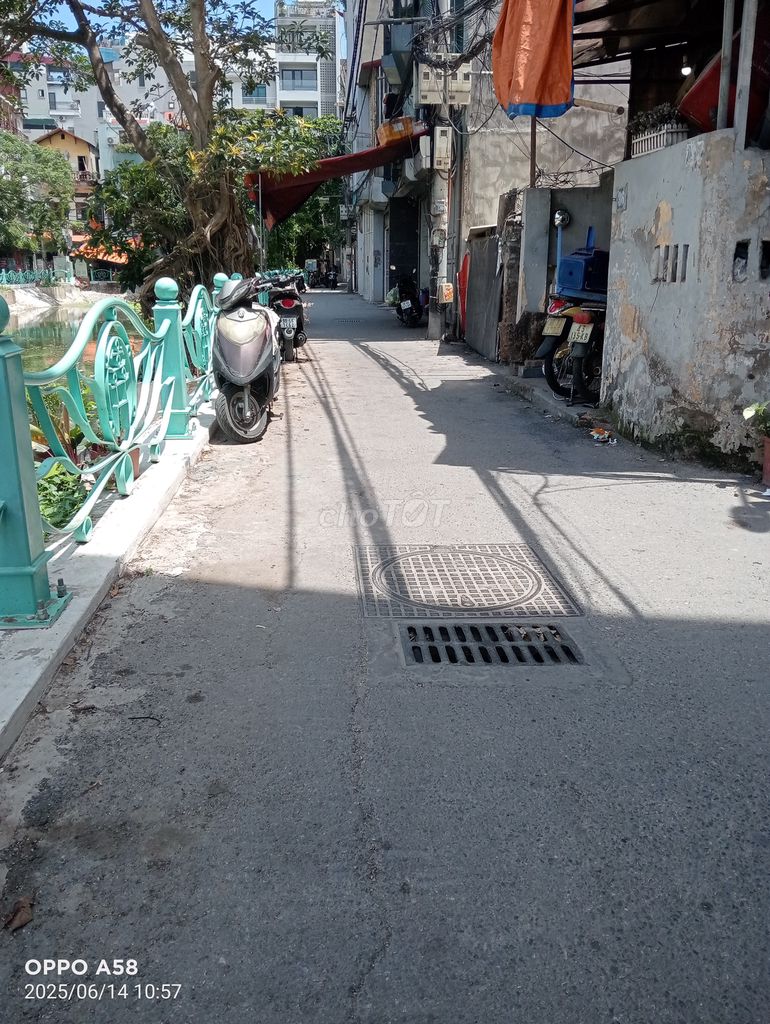 QUAN NHÂN 51M 5 TẦNG, NGÕ 3 MÉT MẶT HỒ...GIÁ CÒN THƯƠNG LƯỢNG 12,7 TỶ.. Mua bán nhà ở tại Quận Thanh Xuân Hà Nội được đăng bởi Nguyễn Đình Văn hình 5