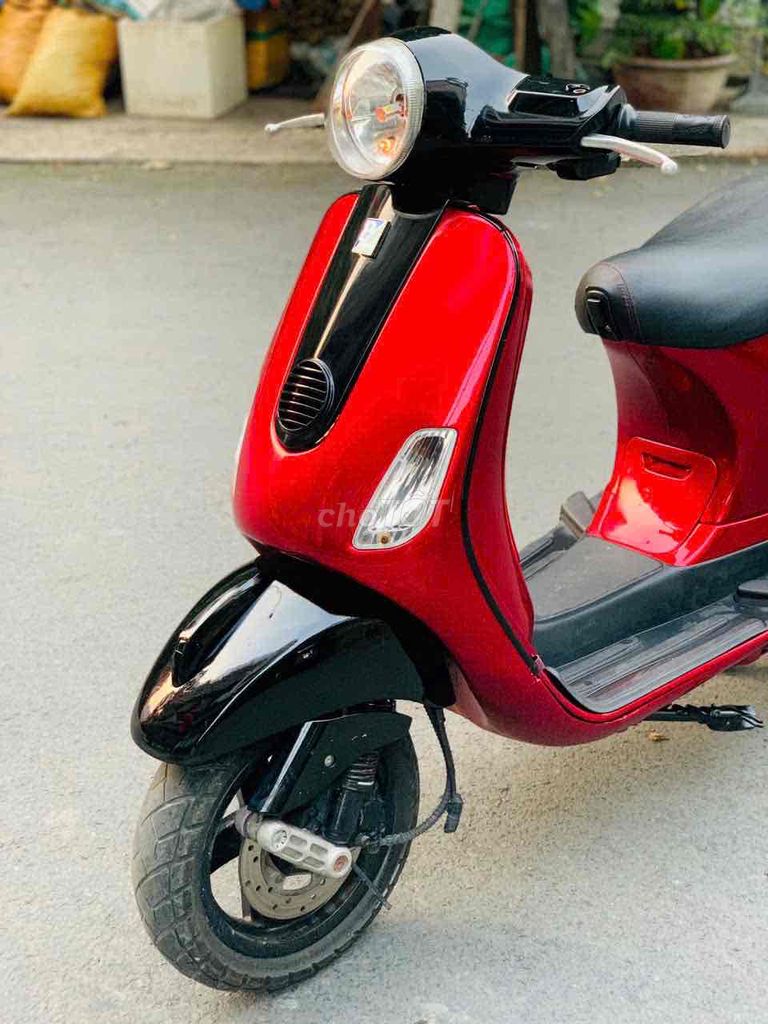 PIAGGIO VESPA 125cc - ĐK 2010 - HỖ TRỢ GÓP. Mua bán Xe máy tại Quận Gò Vấp Tp Hồ Chí Minh được đăng bởi CẦM ĐỒ NĂM LINH hình 3
