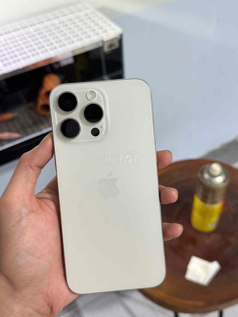 iPhone 15 Pro Max 256GB Trắng pin 90%. Mua bán Điện thoại tại Thành phố Thuận An Bình Dương được đăng bởi Nguyễn công sang hình 1