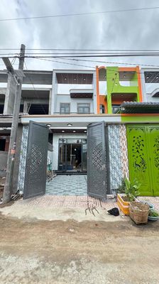 nhà 2 tầng ngay trung tâm Phước Lý. Mua bán nhà ở tại Huyện Cần Giuộc Long An được đăng bởi Hà
