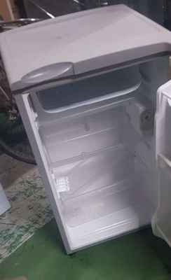 Tủ lạnh 90l Sango zin đẹp