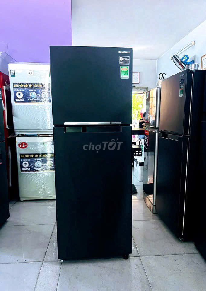 Tủ lạnh SAMSUNG 250 LÍT INVERTER.  Tiết kiệm điện . Mua bán Tủ lạnh tại Thành phố Thủ Đức Tp Hồ Chí Minh được đăng bởi ĐIỆN MÁY HÙNG PHƯƠNG hình 1