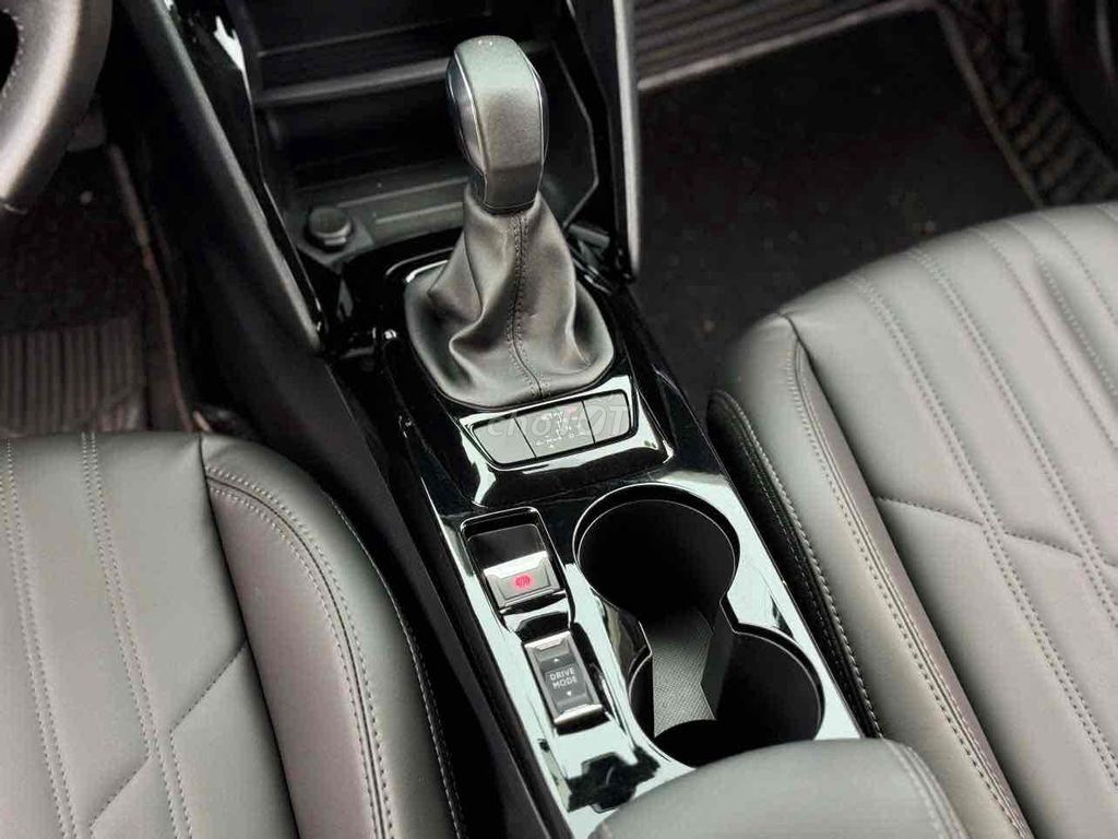 Peugeot 2008 2022 GT Line 1.2 AT - 48000 km. Mua bán Ô tô tại Quận Hoàng Mai Hà Nội được đăng bởi Sáng OTo Hn hình 12