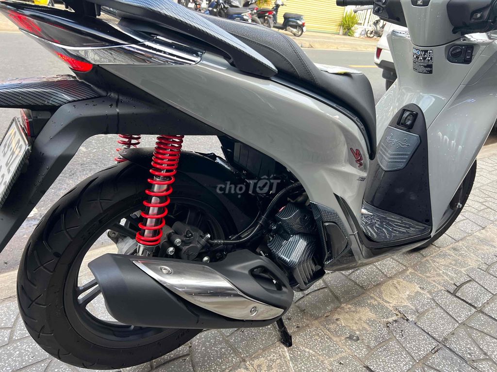 Sh 160 ABS 2023 (xe lướt )❇️Đồng Moto Đà Lạt❇️. Mua bán Xe máy tại Thành phố Đà Lạt Lâm Đồng được đăng bởi ĐỒNG MOTOR 2  cá nhân hình 3