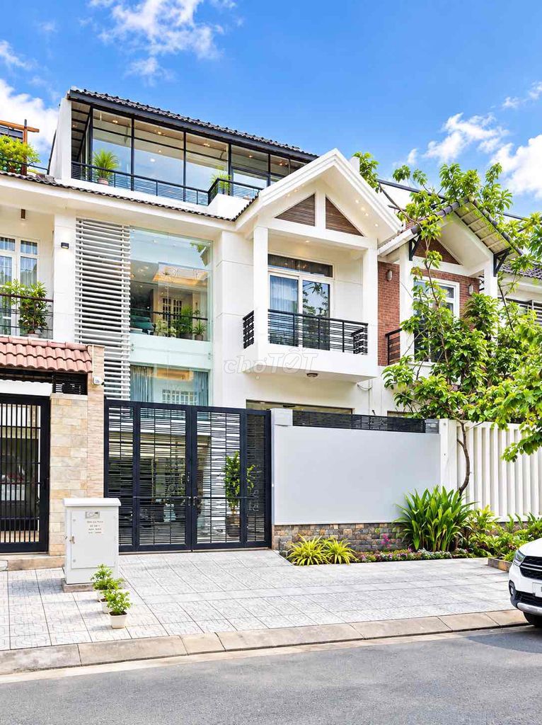 Аренда · 5 комн. · 180 м² · Thành phố Thủ Đức, ул. Đường số 7