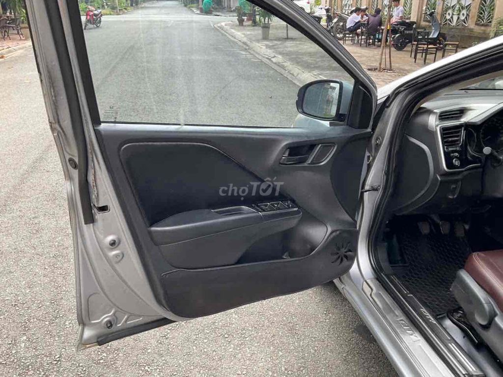 Honda City 2017, Số sàn , 88.000 km , Màu Bạc. Mua bán Ô tô tại Thành phố Dĩ An Bình Dương được đăng bởi Phương Trâm  hình 8