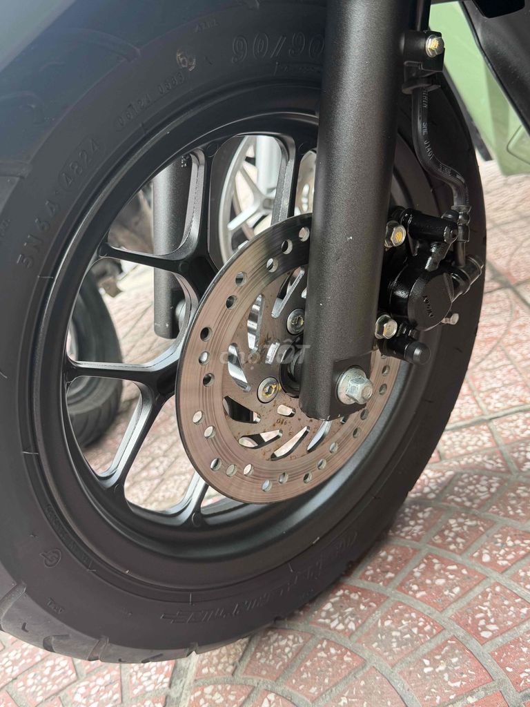 Lead đèn led up áo 4val 9chủ ký. Mua bán Xe máy tại Quận Phú Nhuận Tp Hồ Chí Minh được đăng bởi Hoà hình 8