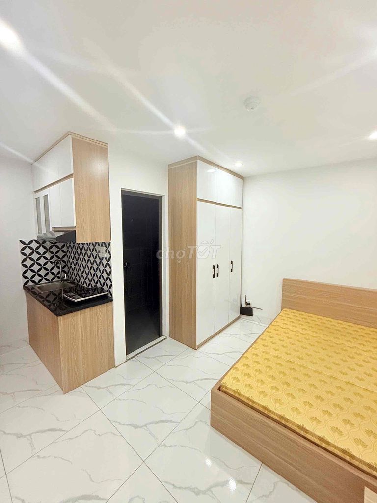 🔥 GÀ ĐẺ TRỨNG VÀNG CẦU DIỄN! 6 TẦNG 9 PHÒNG KK THU 35 TR/THÁNG - ĐÃ KÍ