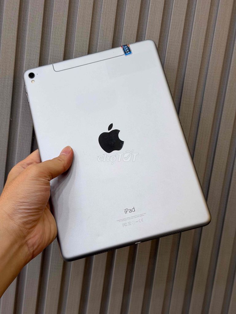 iPad Pro 2017 128GB  9.7" Bạc Wifi+ 4G zin đẹp 99%. Mua bán Máy tính bảng tại Quận Ninh Kiều Cần Thơ được đăng bởi Quý Mobile Cần thơ hình 1