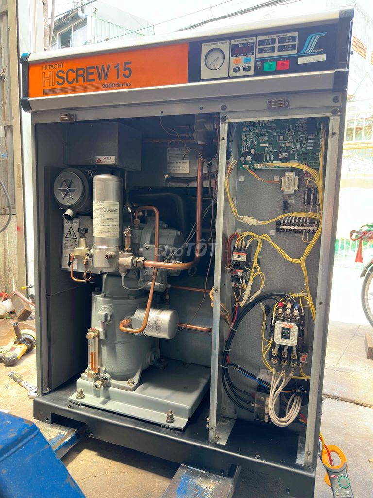 Máy nén khí trục vít Hitachi HISCREW 20hp 2004. Mua bán Đồ chuyên dụng, Giống nuôi trồng tại Quận 12 Tp Hồ Chí Minh được đăng bởi Máy Nén Khí Nhật Bãi hình 1