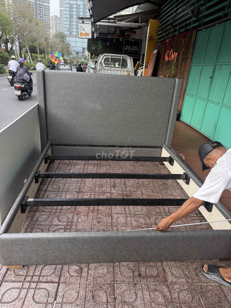 Giường ngủ King size Da. Mua bán Giường, chăn ga gối nệm tại Quận Bình Thạnh Tp Hồ Chí Minh được đăng bởi thanh thảo hình 1