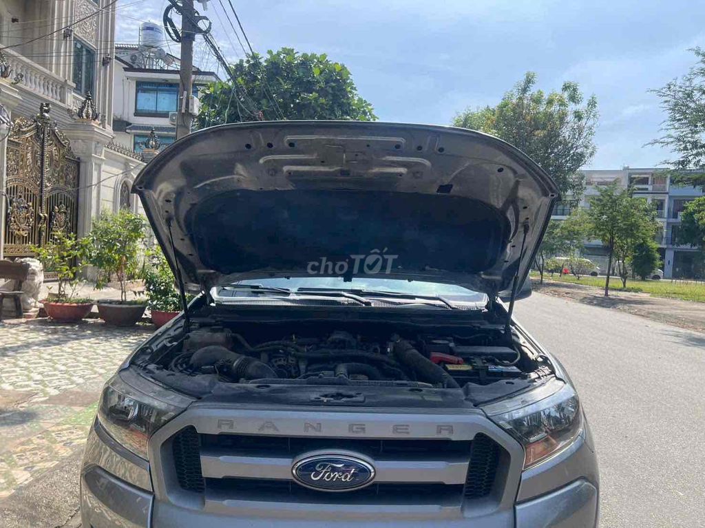 Ford Ranger XLS 2017 2.2 Bạc 110.000 km. Mua bán Ô tô tại Huyện Hóc Môn Tp Hồ Chí Minh được đăng bởi Trần Văn Đoan hình 2