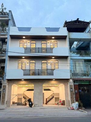 Аренда · 8 комн. · 180 м² · Quận Bình Tân, ул. Đường 7