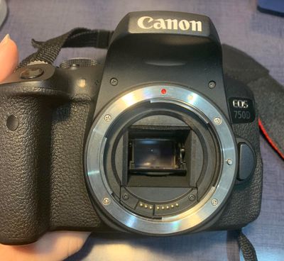 Canon 750D kèm lens 18-55