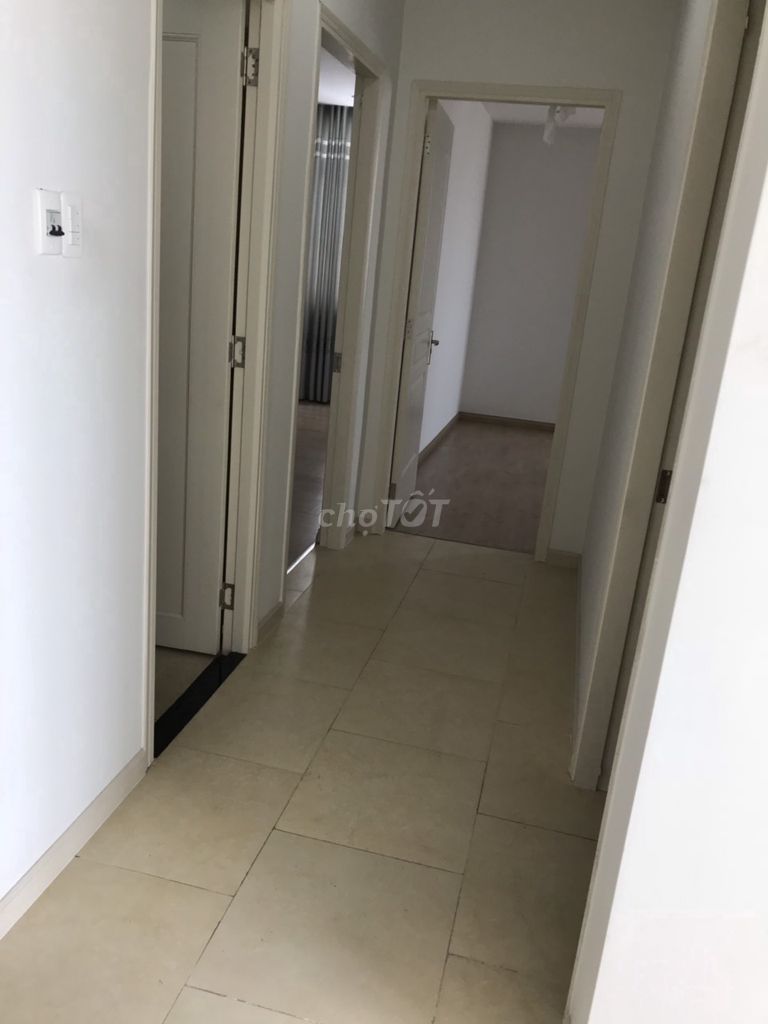 Аренда квартиры в жилом комплексе Бинь Тхой (округ 11) - 78м², 3 спальни