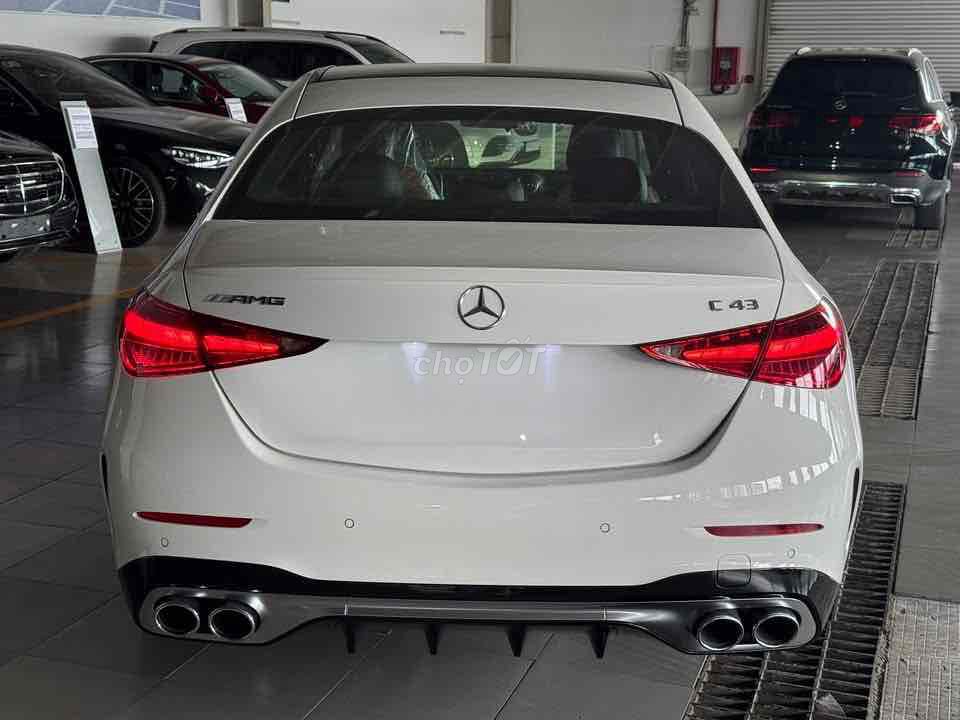 Mercedes Benz C Class 2023 C43 AMG 4Matic - 50 km. Mua bán Ô tô tại Quận Bình Thạnh Tp Hồ Chí Minh được đăng bởi Hùng Mercedes Haxaco Hàng Xanh hình 2